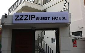Zzzip Guesthouse In Hongdae Seul Exterior photo